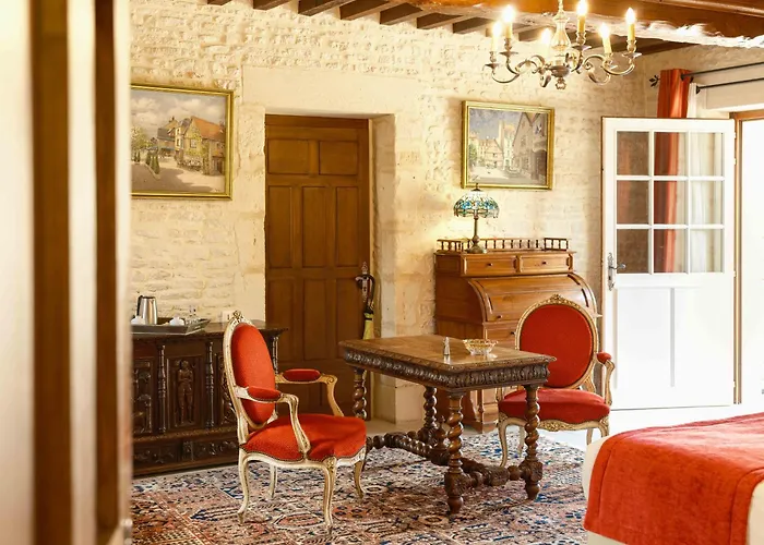 Junior Triple Pmr Résidentielle Avec Cuisine Au Manoir De Mathan à 5mn D'arromanches Et 10 Mn De Bayeux Apartahotel